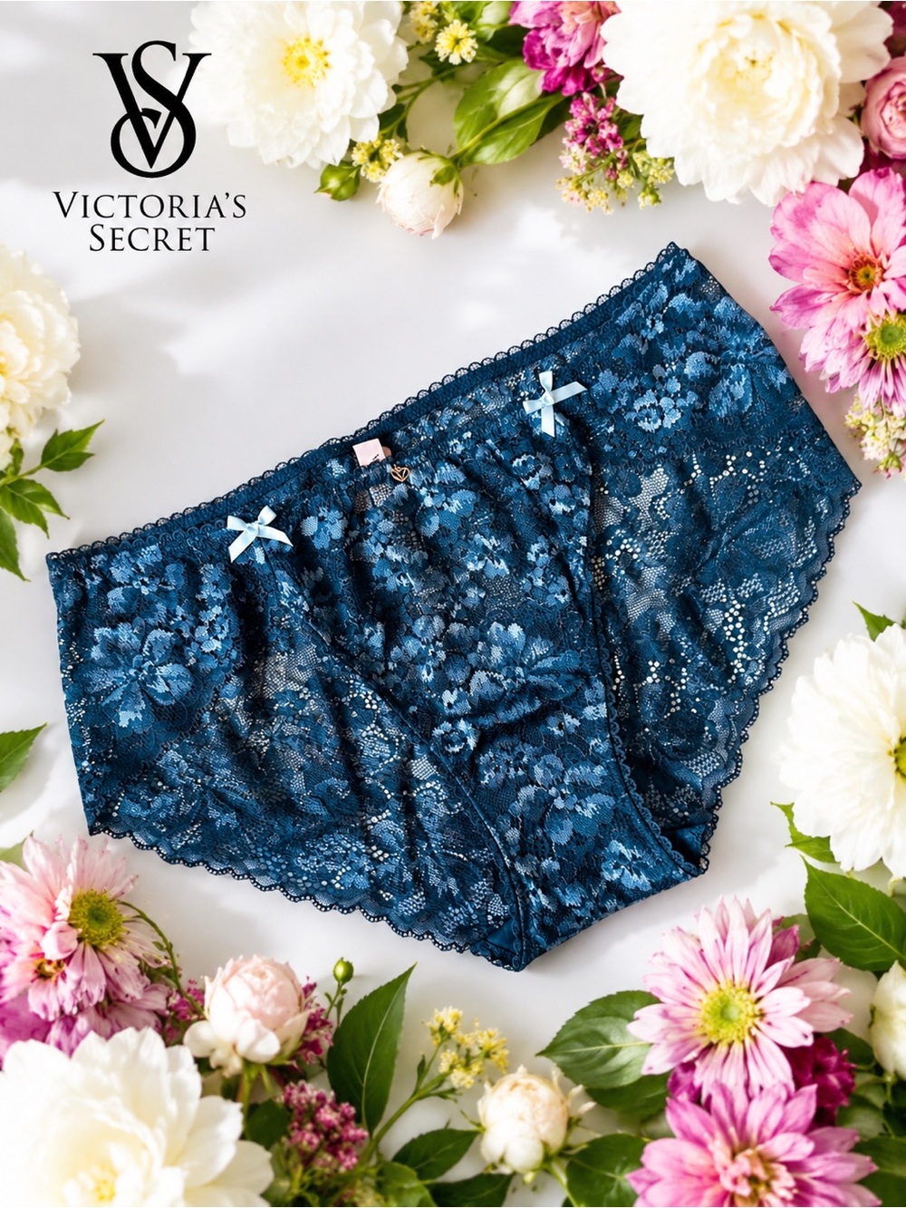NWT 🌸 Victoria’s Secret Body by Victoria Ombre Lace High-Cut Hiphugger New Panty